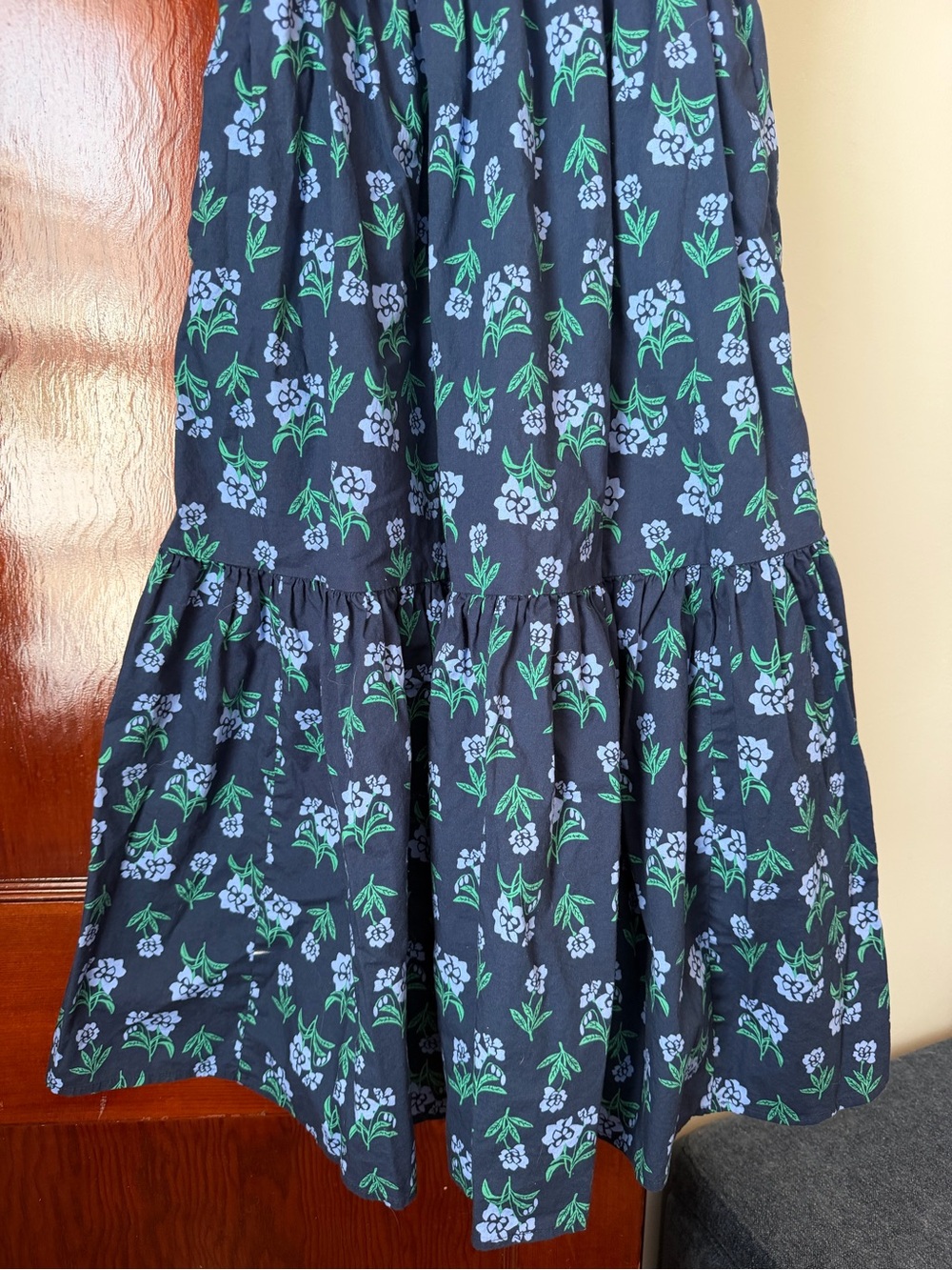 J.Crew Navy Floral Puff Sleeve Tiered Midi Dress Size 0 - Picture 4 of 8